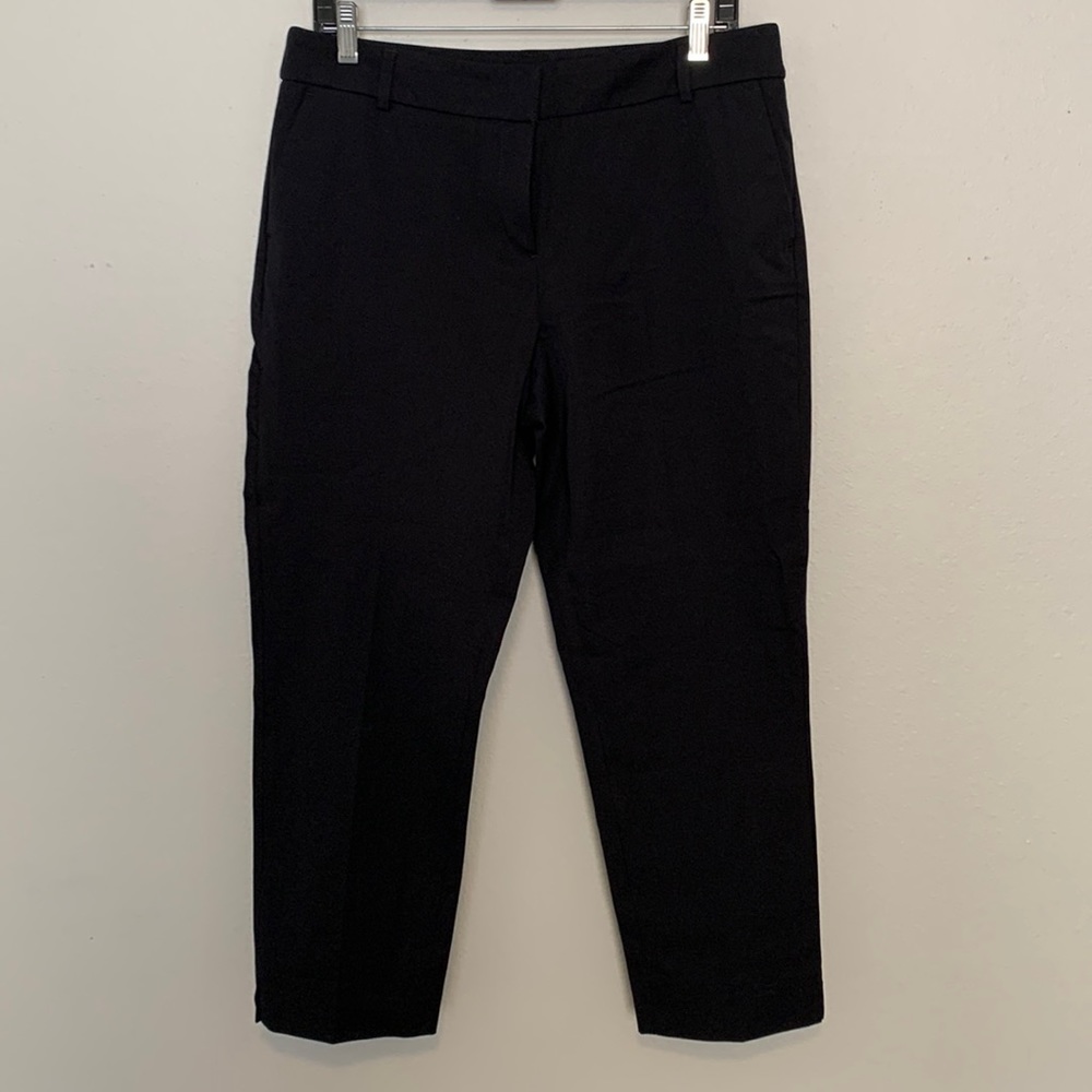 Halogen Black cropped ankle pants slim leg. Size 13